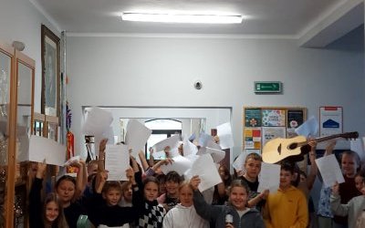 Piosenka matematyczna autorstwa klasy VI!!