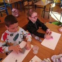 ,, Rączki ćwicz - pięknie pisz '' (1)