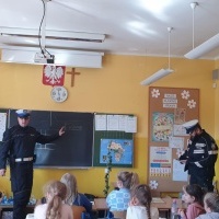 Wizyta policjantów na motocyklach (2)