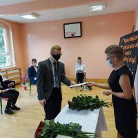 Zakończenie roku szkolnego przez uczniów klas ósmych 