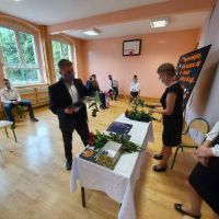 Zakończenie roku szkolnego przez uczniów klas ósmych 