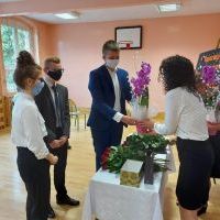 Zakończenie roku szkolnego przez uczniów klas ósmych 